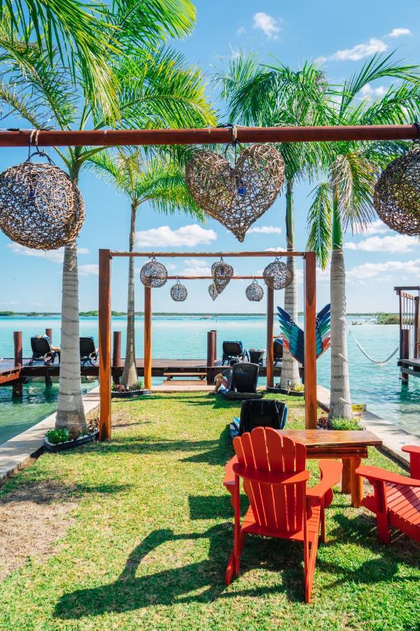 Blue Bird Hotel Bacalar Bagian luar foto